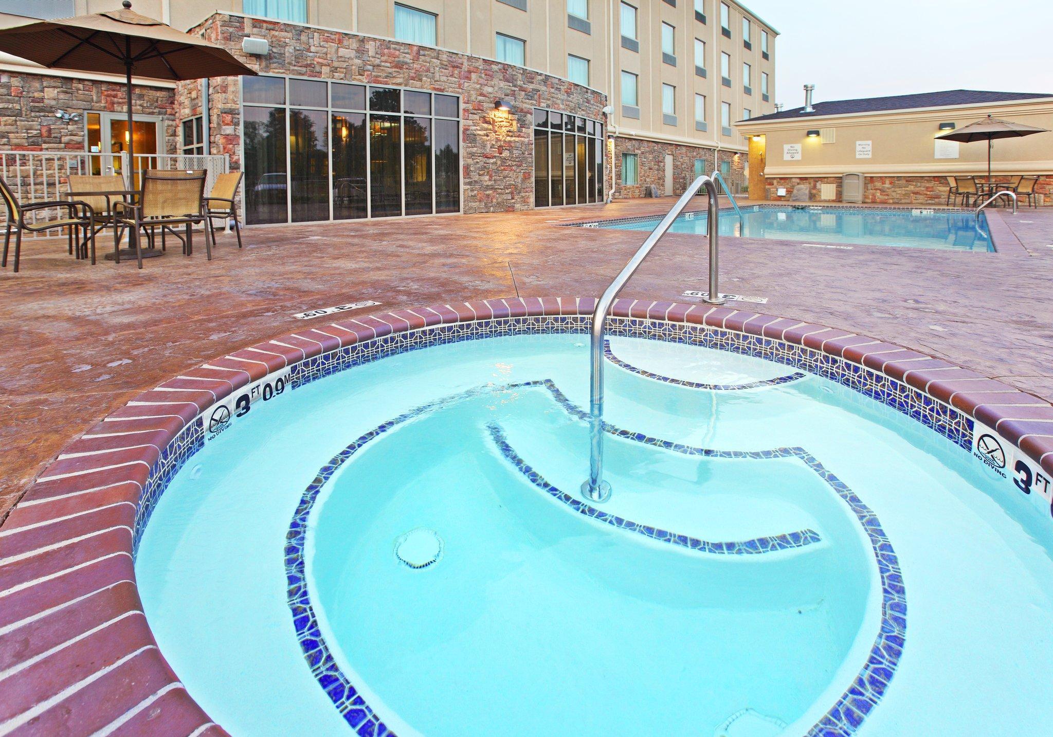 Holiday Inn Express & Suites Searcy By Ihg מראה חיצוני תמונה