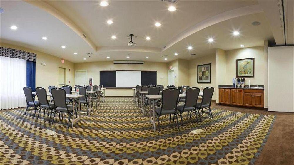 Holiday Inn Express & Suites Searcy By Ihg מראה חיצוני תמונה